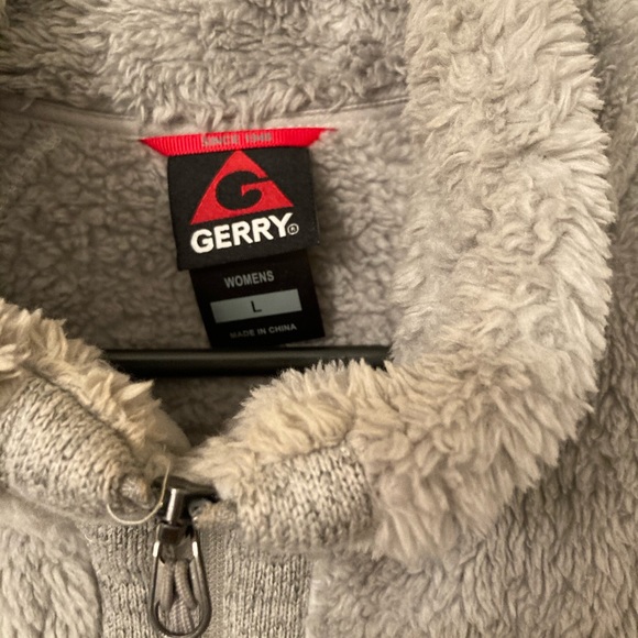 Womens Warm and Fuzzy Jacket - Picture 2 of 3